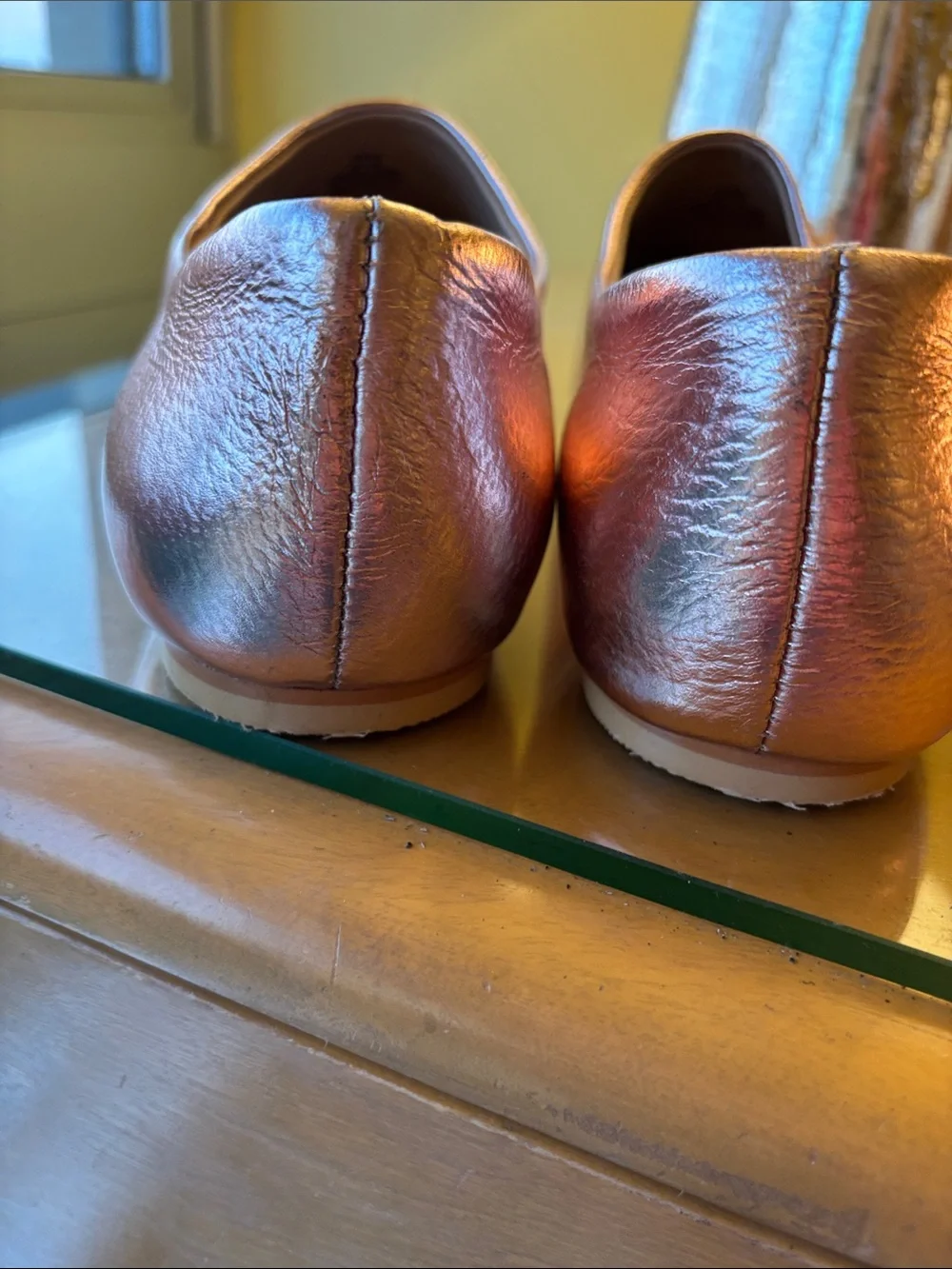 Coconuts by Matisse shiny metallic